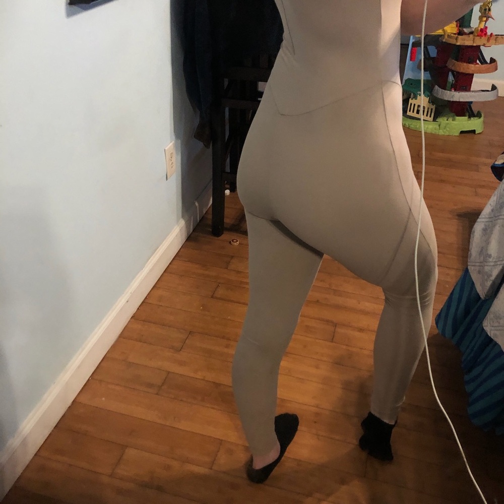 Forever 21 Cream athletic jumpsuit - Picture 4 of 5